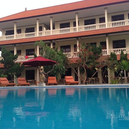 Mekar Jaya Bungalows Кута Экстерьер фото