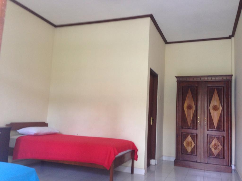 Mekar Jaya Bungalows Кута Номер фото