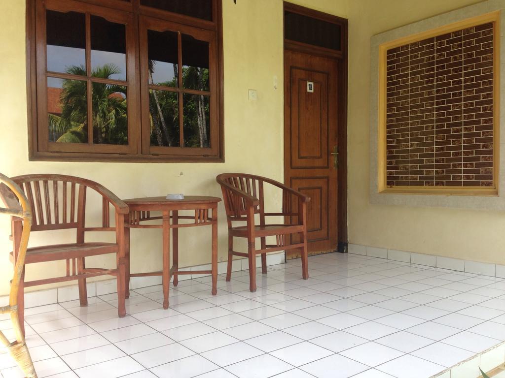 Mekar Jaya Bungalows Кута Номер фото