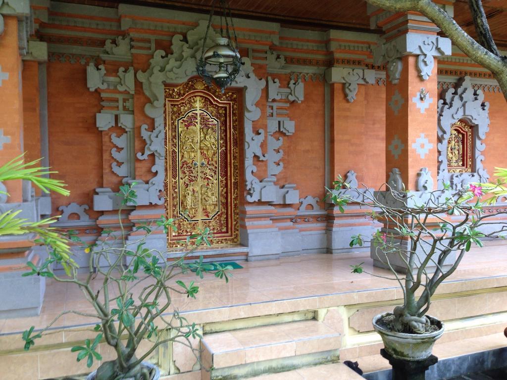 Mekar Jaya Bungalows Кута Экстерьер фото