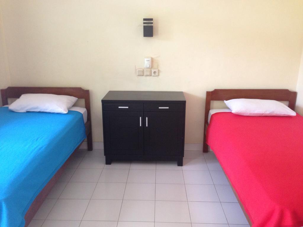 Mekar Jaya Bungalows Кута Номер фото
