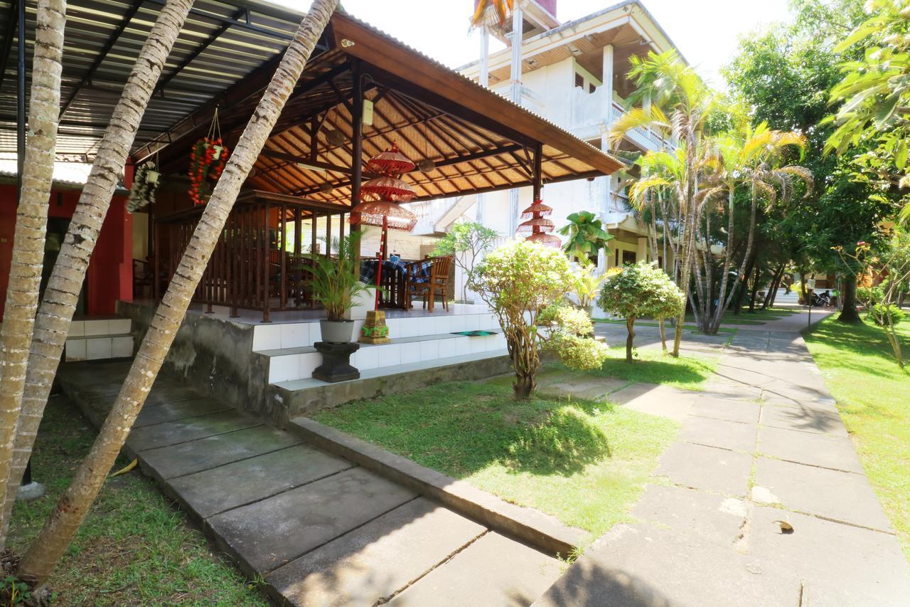 Mekar Jaya Bungalows Кута Экстерьер фото