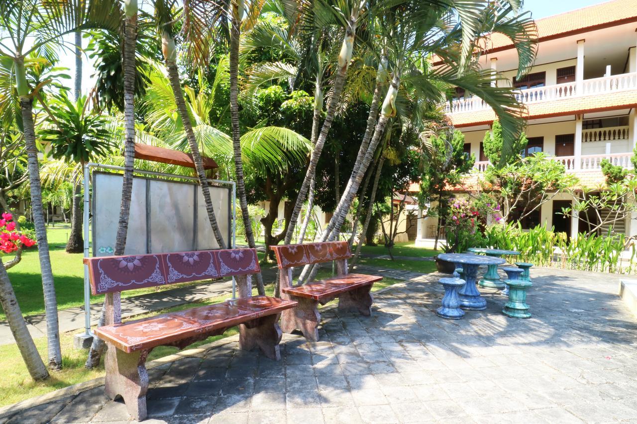 Mekar Jaya Bungalows Кута Экстерьер фото
