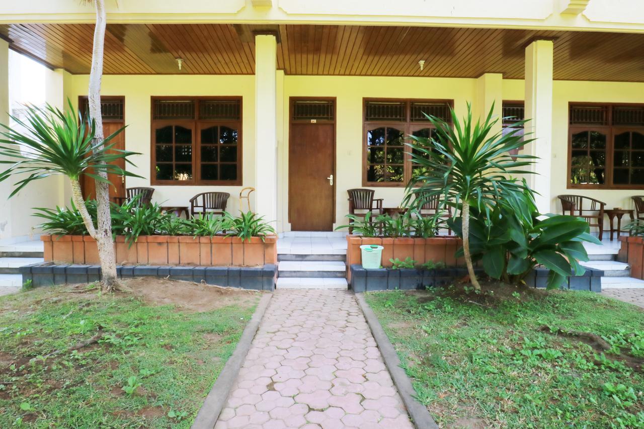 Mekar Jaya Bungalows Кута Экстерьер фото